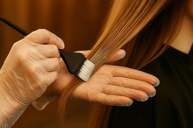 Haarfarbe im Salon Pirner